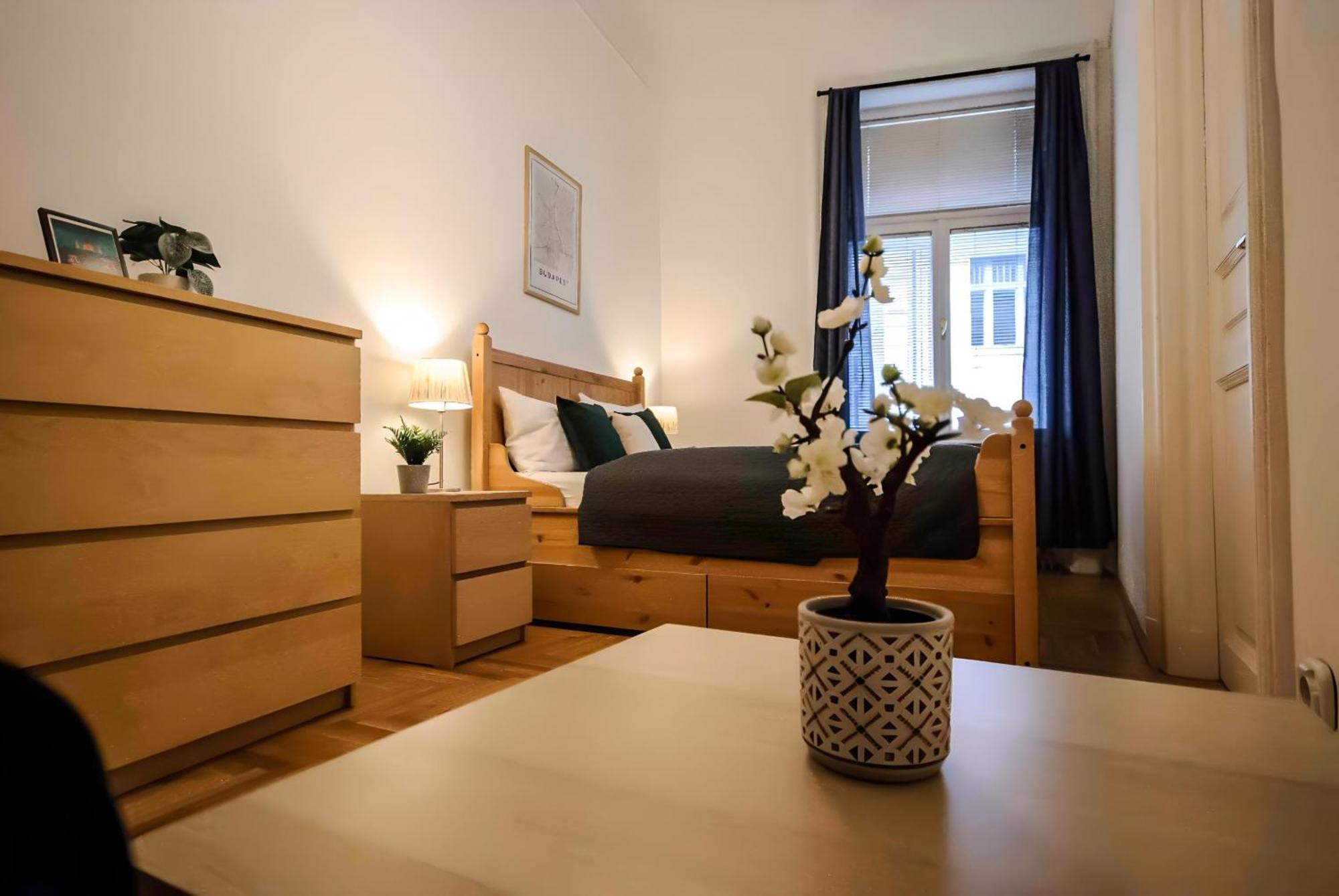 R171 Elitehost Raday Apartment Budapest Eksteriør billede